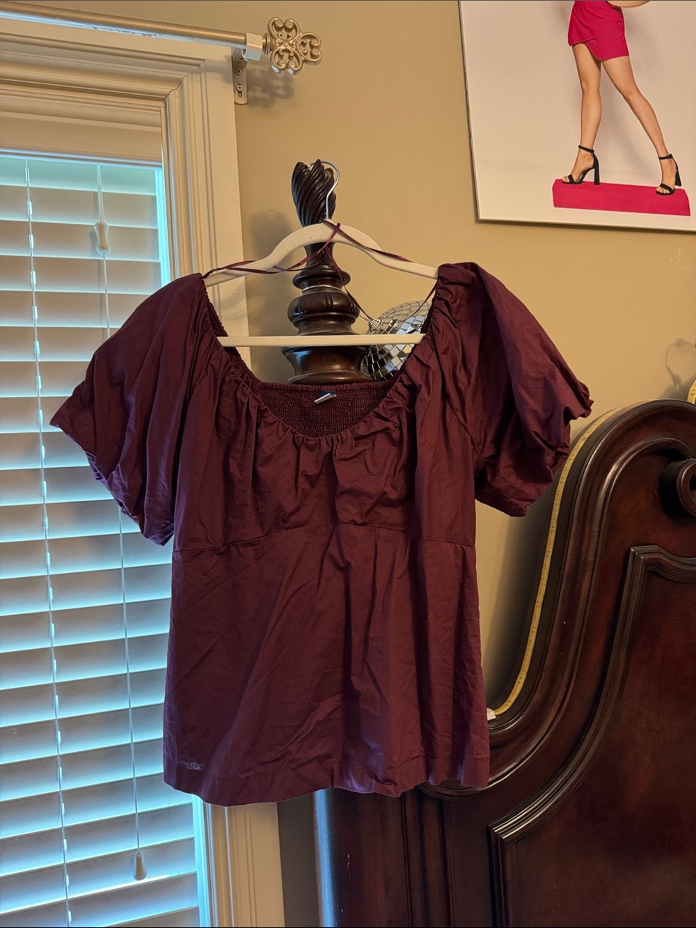Women’s Puff Sleeve Smocked Top in Maroon